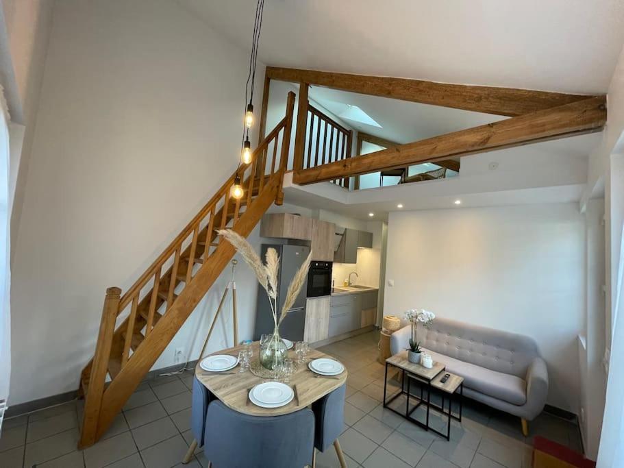 Charmante Maisonnette - 5 Min Du Pole Hippique De Saint-Lo エクステリア 写真
